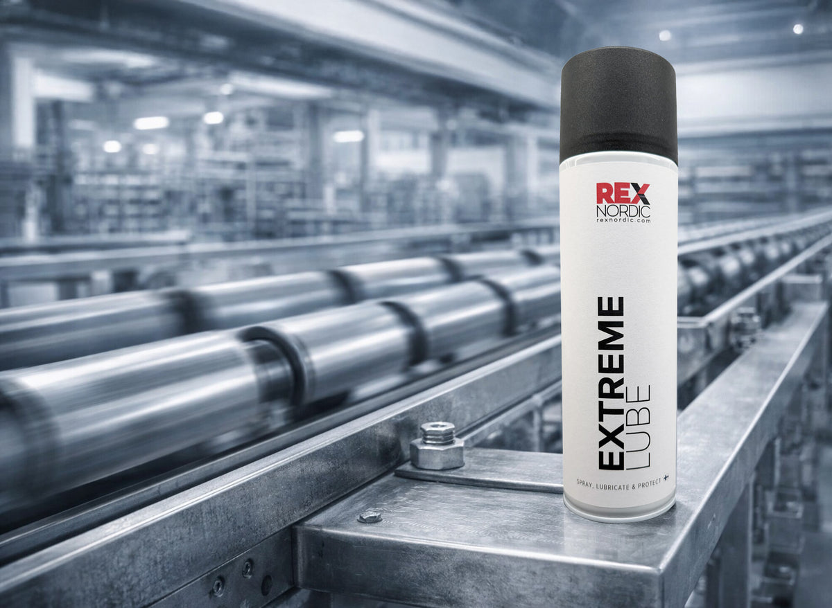 REX ExtremeLube next to a roller conveyor