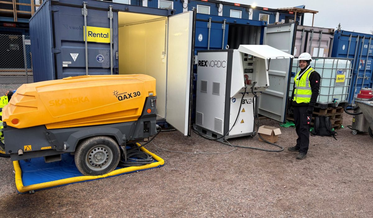 e-generator in test use in construction site